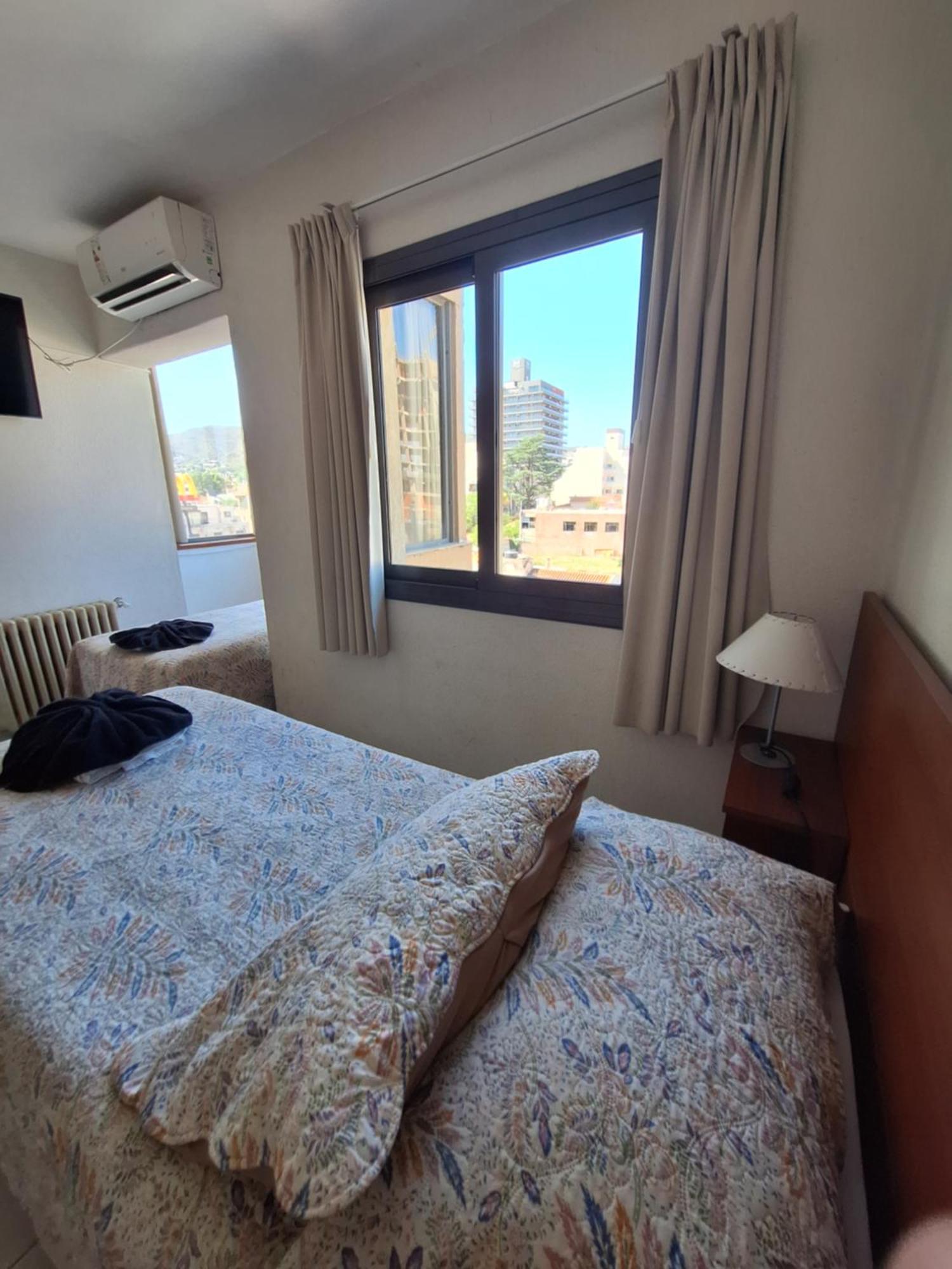 Hotel Hurlingham Villa Carlos Paz Exterior photo